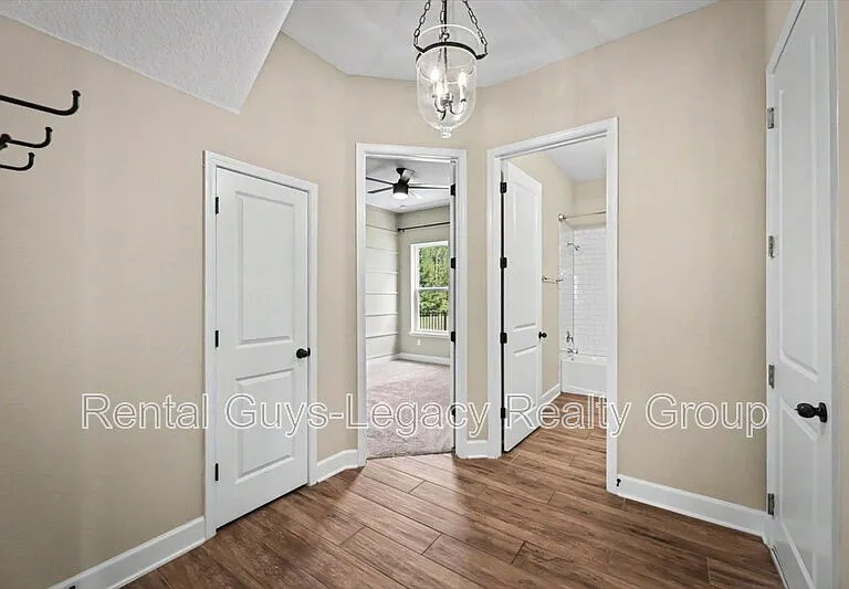 813 Crosswater Lake Dr — Photo 18