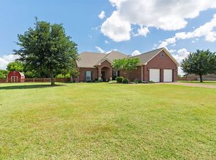 2305 Silver Maple Dr, Saint Paul, TX 75098