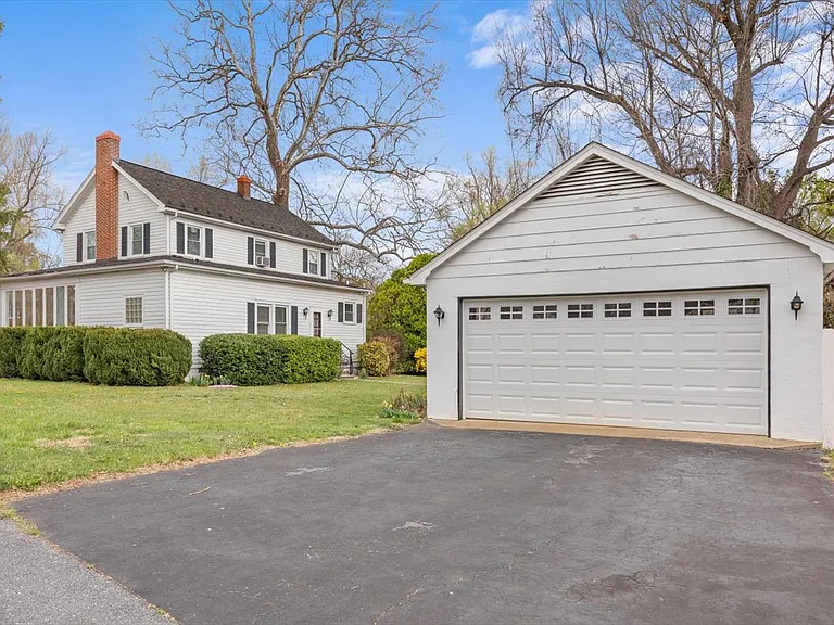 932 Woodrow Ave — Photo 40