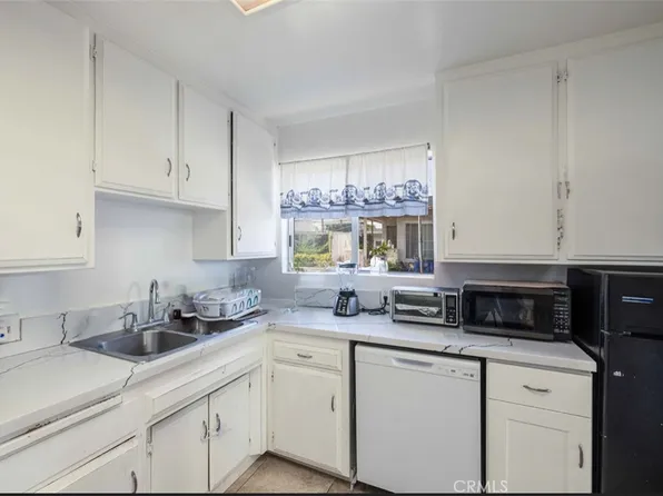 12461 Pine St, Garden Grove, CA 92840