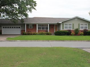 1009 SE 14th St, Pryor, OK 74361