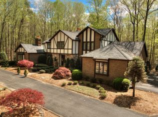 7901 Oakshire Ln, Fairfax Station, VA 22039