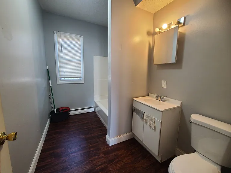 80 Orange St #2N — Photo 5