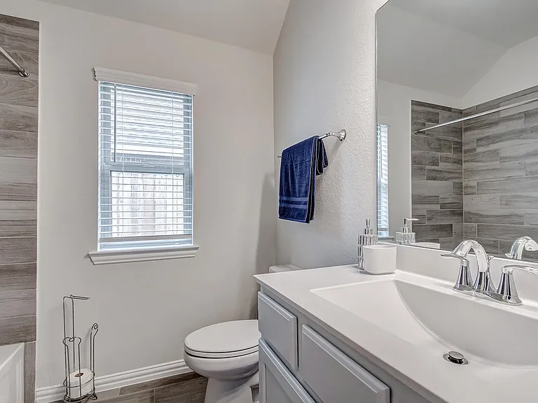 28639 Monarch Cliffs Dr — Photo 19