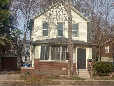 227 S Washington Ave, Kankakee, IL, 60901