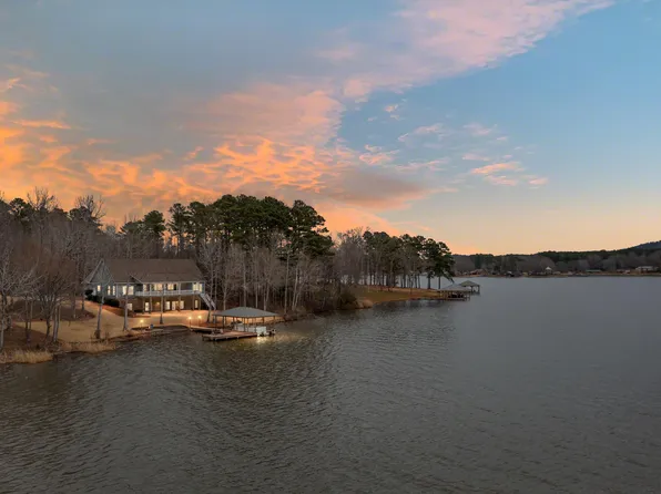 1510 General Jackson Memorial Dr, Sylacauga, AL 35151