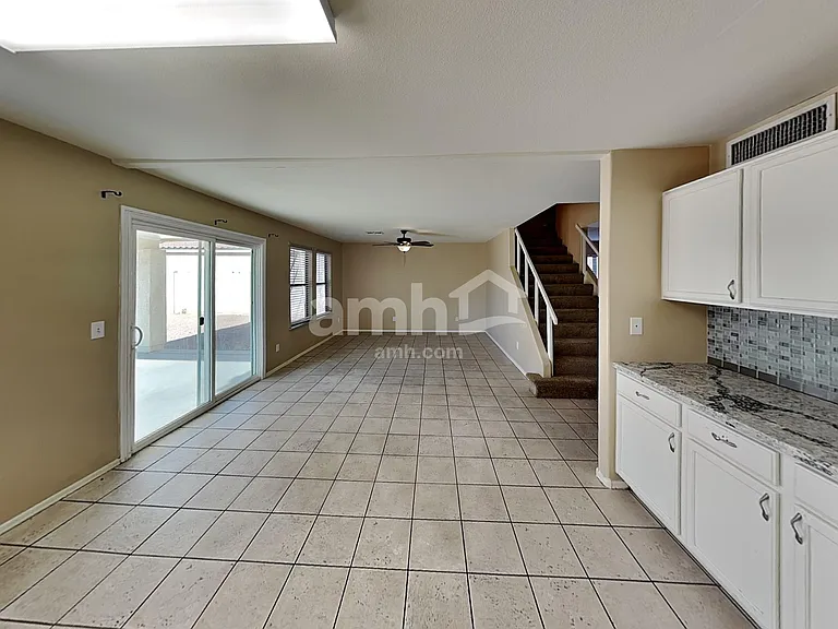 22274 N 106th Ln — Photo 4