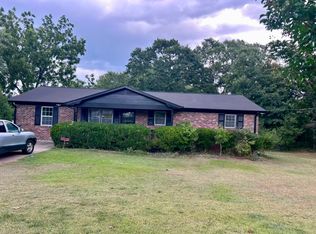 201 Hollywood Dr, Greenville, SC 29611