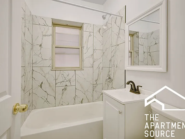 6345 N Magnolia Ave #2J — Photo 6