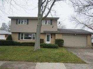 209 Lynne Ln, Belvidere, IL 61008