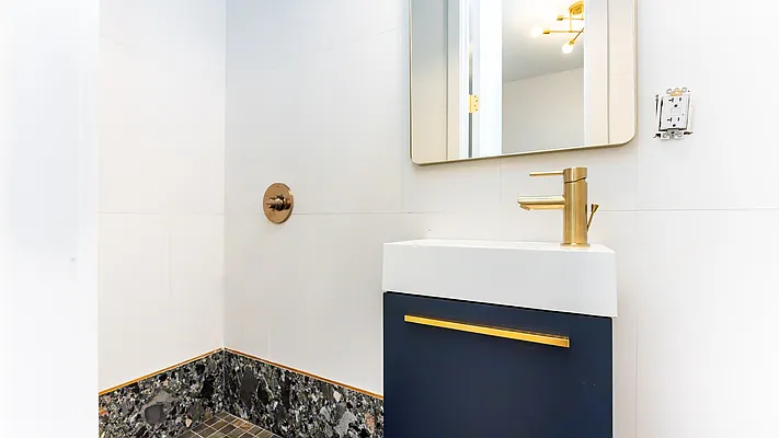 Rented by Nooklyn NYC LLC | media 6