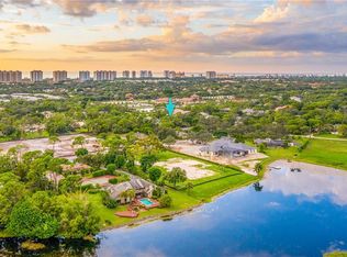 172 Cajeput Dr, Naples, FL 34108