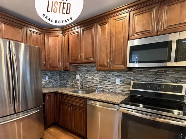 46 Township Line Rd, Elkins Park, PA