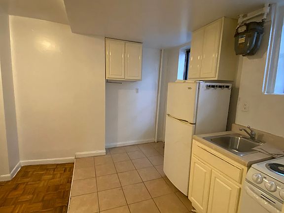 5th image of 420 W 56th St APT 7