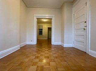 862 Woodward Ave #1F, Ridgewood, NY 11385