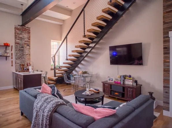 705 S 5th, Philadelphia, PA