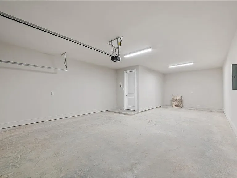 7523 Mariposa Way — Photo 35