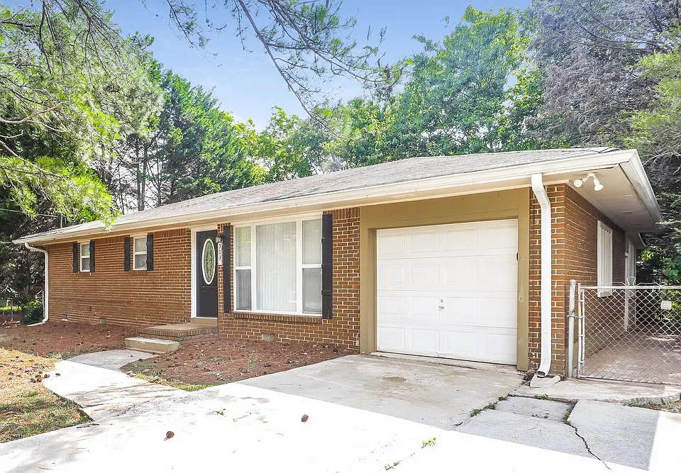 303 Mercer Dr
