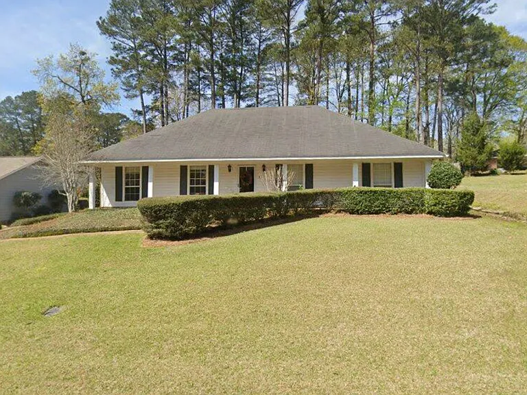 81 Sunline Dr — Photo 1