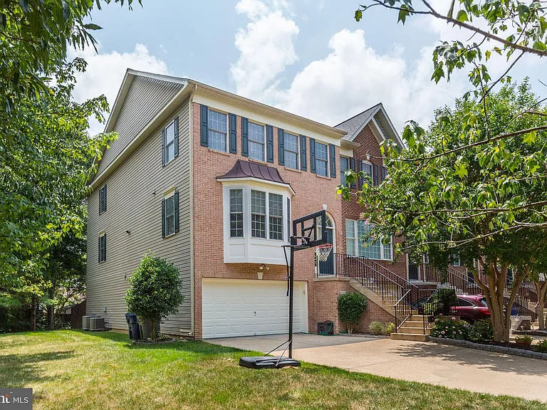 3826 Elmwood Towne Way — Photo 1