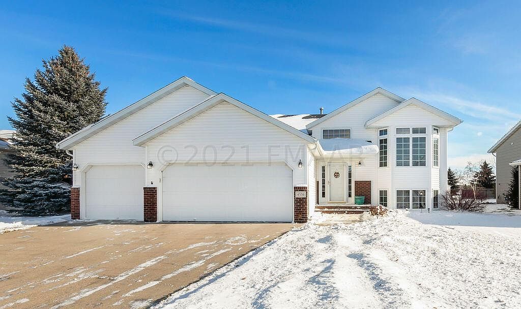 4336 Woodhaven St S, Fargo, ND 58104 Zillow