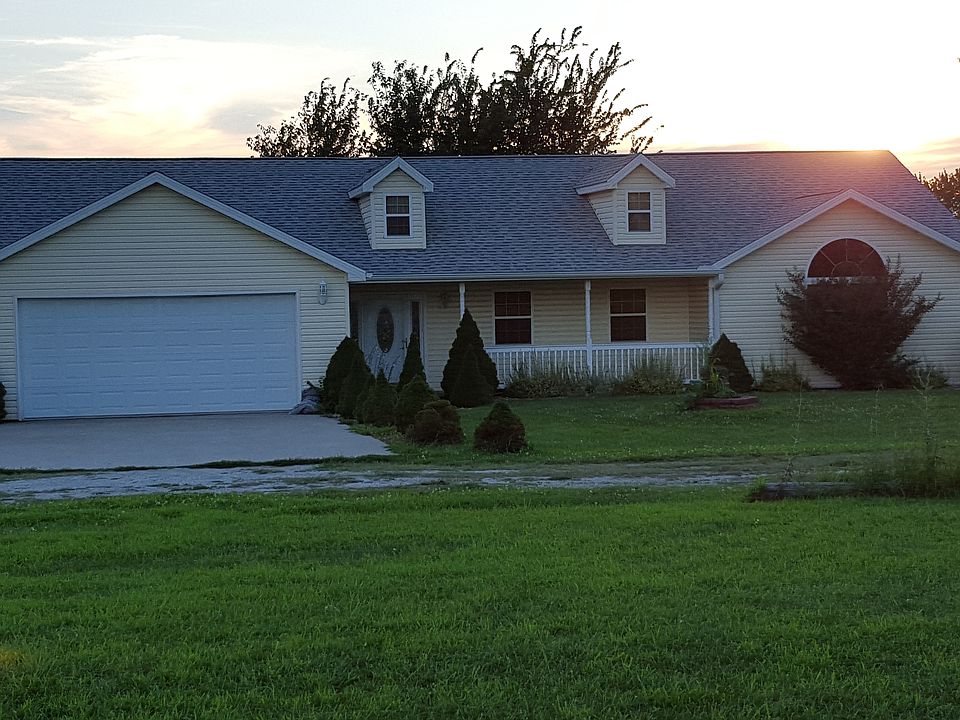 225 S Hwy 7, Clinton