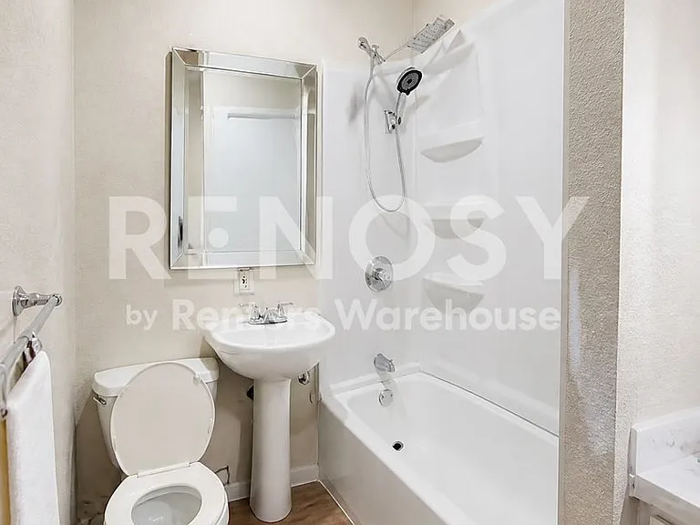 3015 Girard Ave N #1 — Photo 10