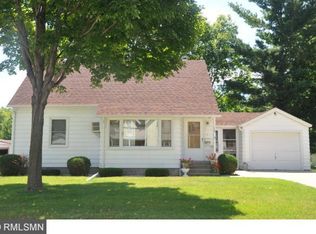 110 4th St SW, New Prague, MN 56071