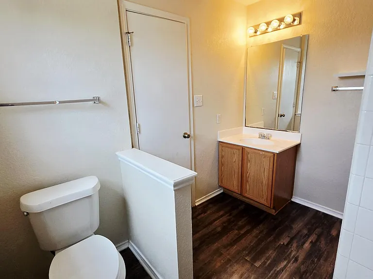 8015 Thicket Pass — Photo 21