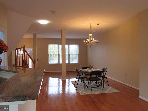 4th image of 13127 Sparrow Tail Ln