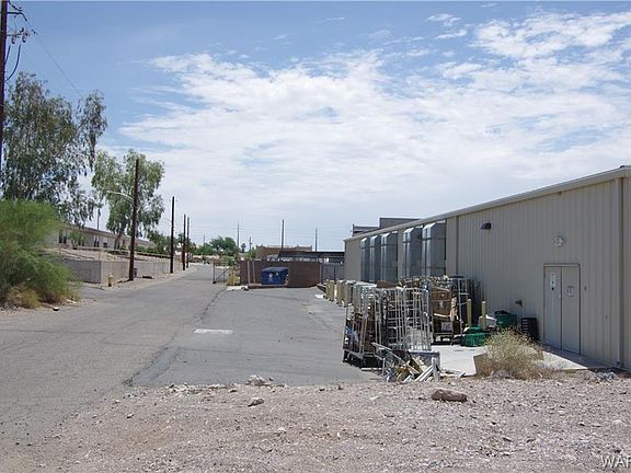 5th image of 3569 Maricopa Ave