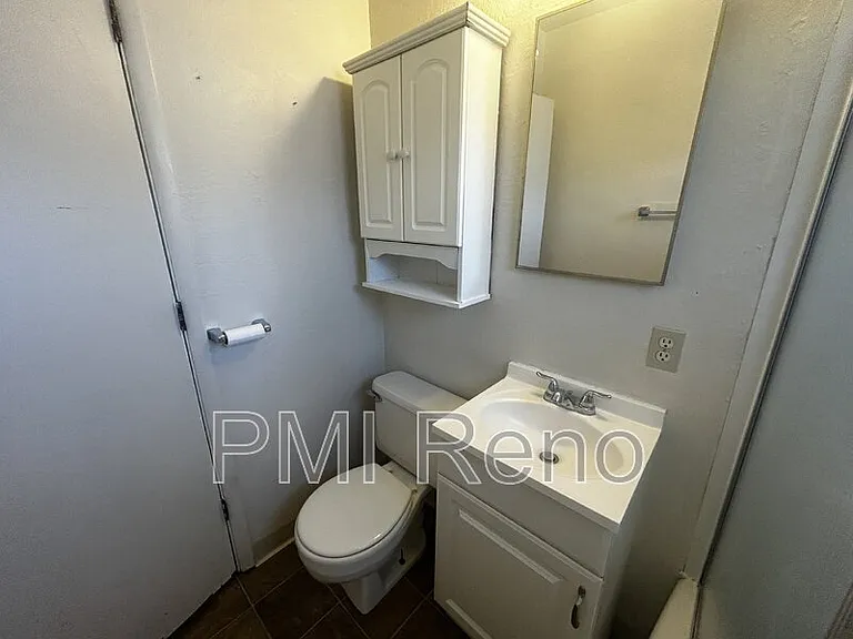 2075 Patton Dr #H — Photo 7
