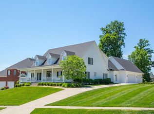15325 Champion Lakes Pl, Louisville, KY 40245