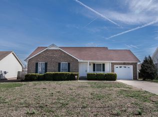 3745 Heather Dr, Clarksville, TN 37042