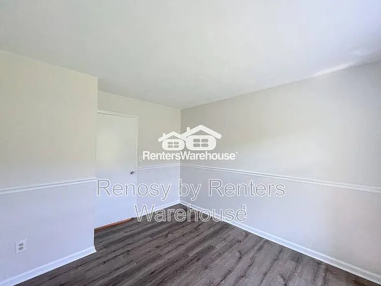 2549 Hunters Run Trl — Photo 24