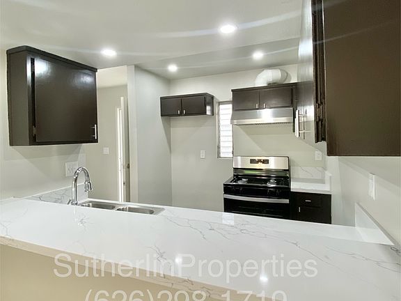 2nd image of 1425 E Orange Grove Blvd #2B-1Ba-850Sqft