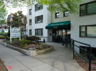 4840 Macarthur Blvd NW APT 303, Washington, DC 20007