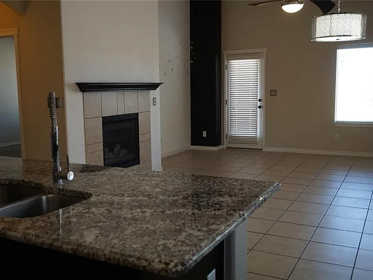 5828 Megan St — Photo 8