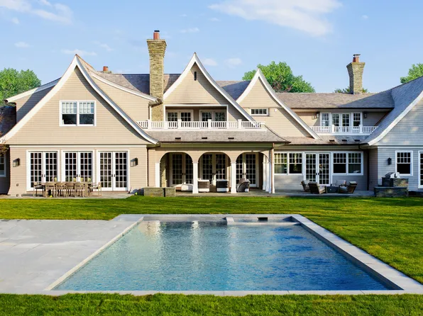 219 Sagg Main St, Sagaponack, NY 11962