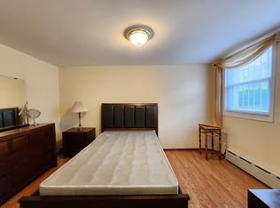 23-65 24th St #1, Astoria, NY 11105