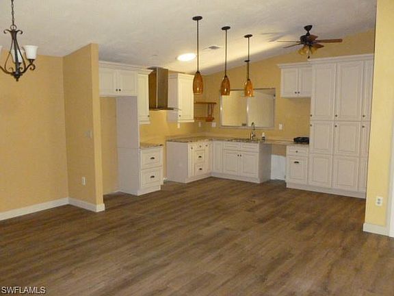 5th image of 6473 Royal Woods Dr