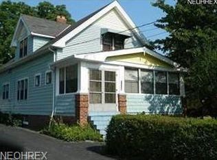 5285 Bartlett Rd, Bedford Heights, OH 44146