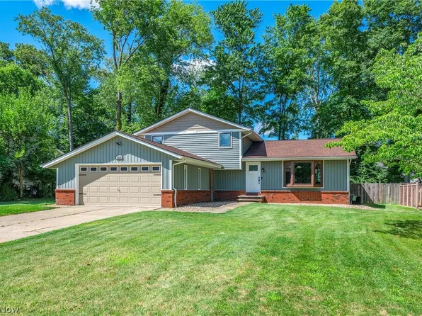 3517 Monte Vista Dr, Brunswick, OH 44212