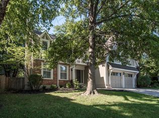 8919 W 132nd St, Overland Park, KS 66213