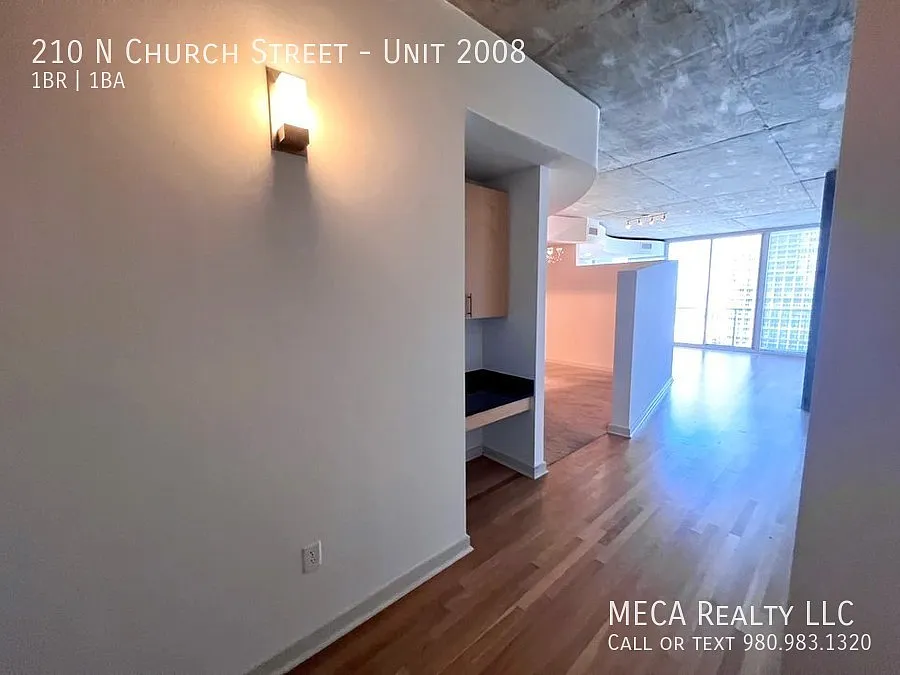 210 N Church Street Unit 2008 — Photo 4