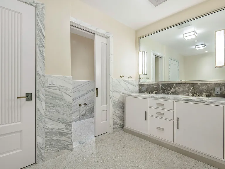 The Residences at Palisades Village — Photo 90