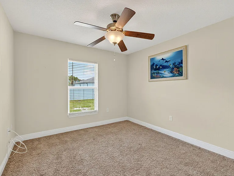 5547 NW Cordrey St — Photo 18