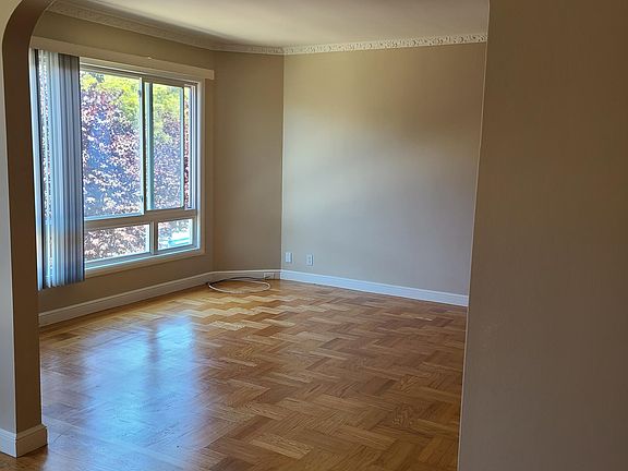 3rd image of 32 15th Ave #32