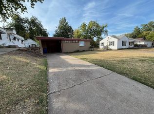 1909 E Maple Ave, Enid, OK 73701