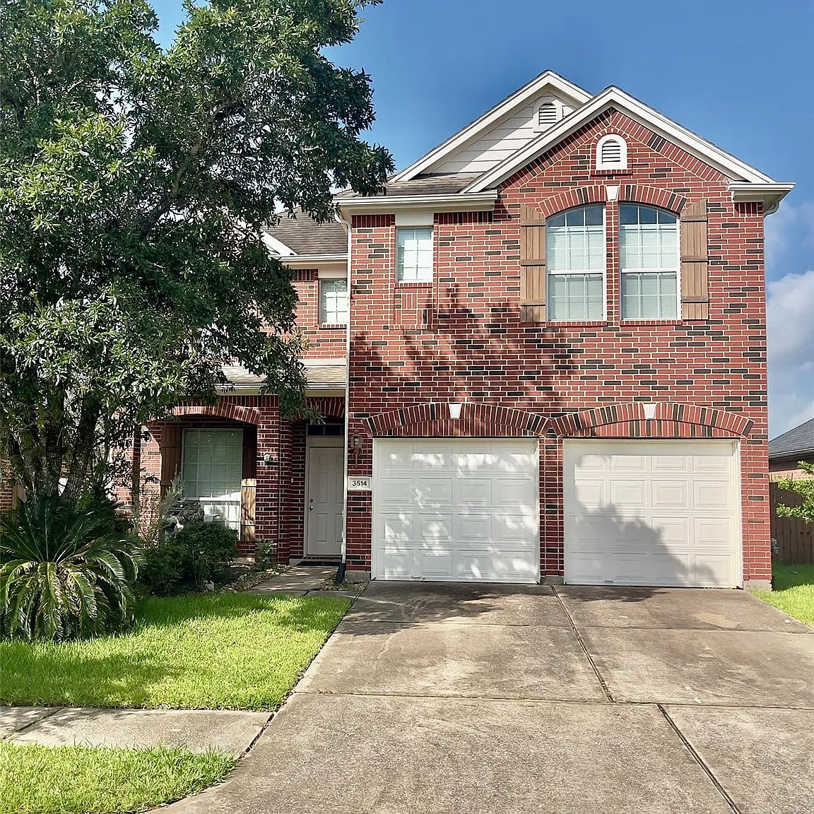 4 bed, 3.5 bath, 2792 sqft, $2,400 — Photo 3